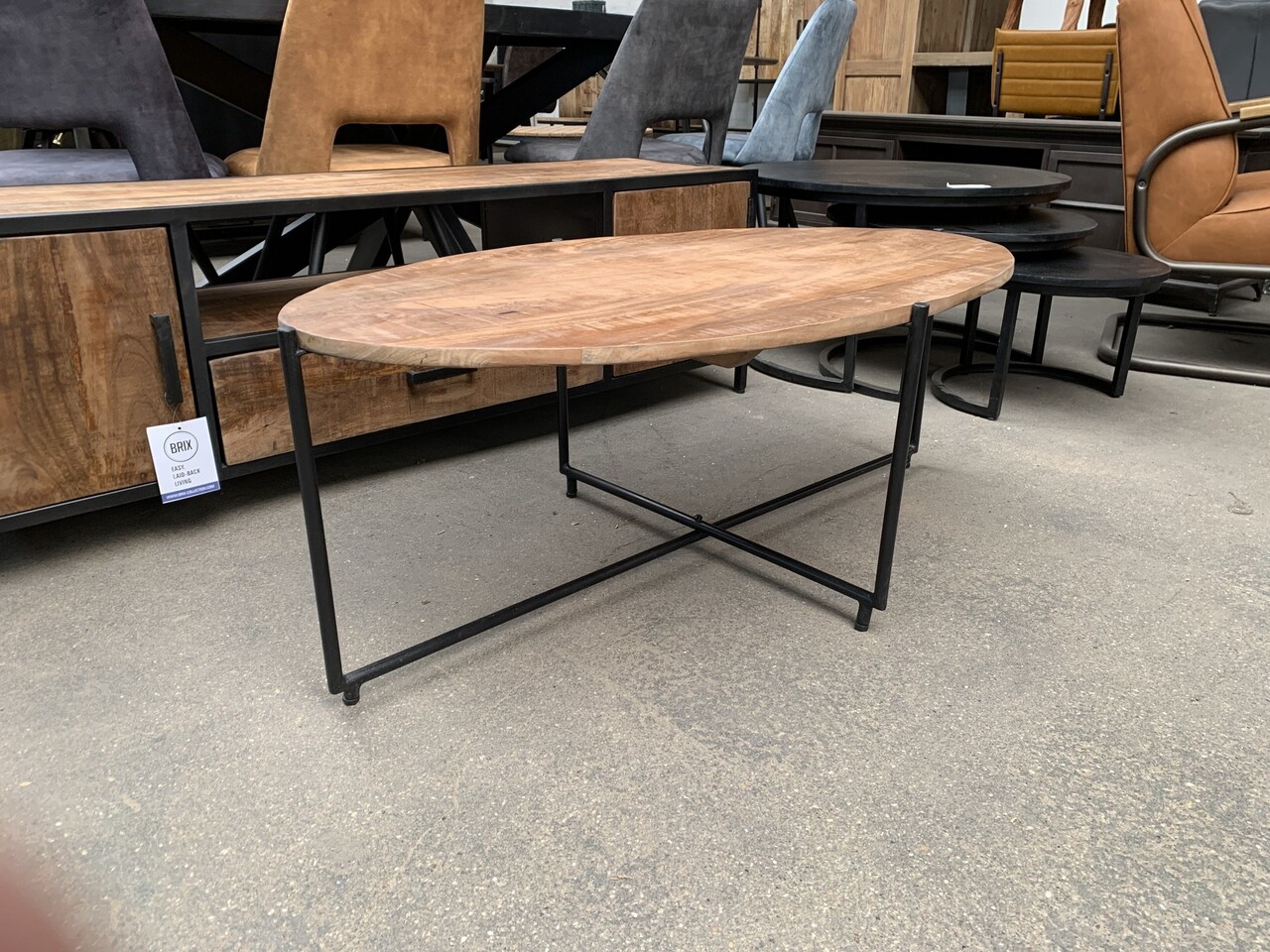 WK Home Salontafel  ovaal LF mango brown