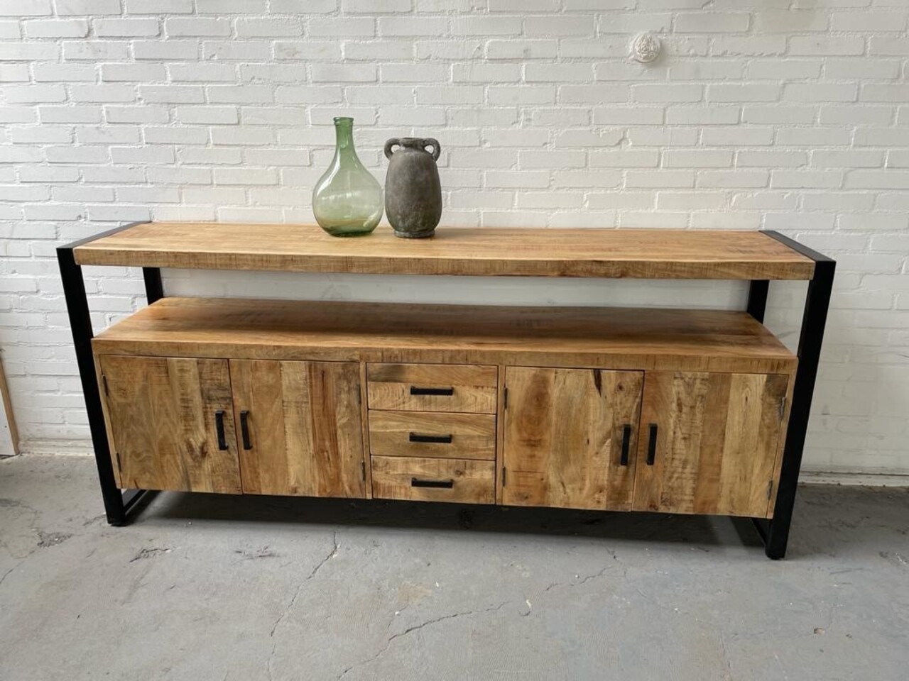 WK Home Dressoir Britt 210 cm - natural mangohout