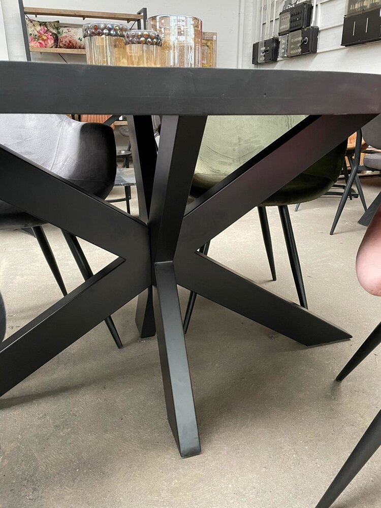 WK Home Ovale Eettafel 180 Preto zwart mangohout