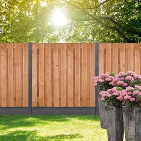 Gervé Hout Beton Schutting Red Class Wood| 180x180 cm | Blokhutprofiel onderplaat | Betonpalen | 3 kleuren