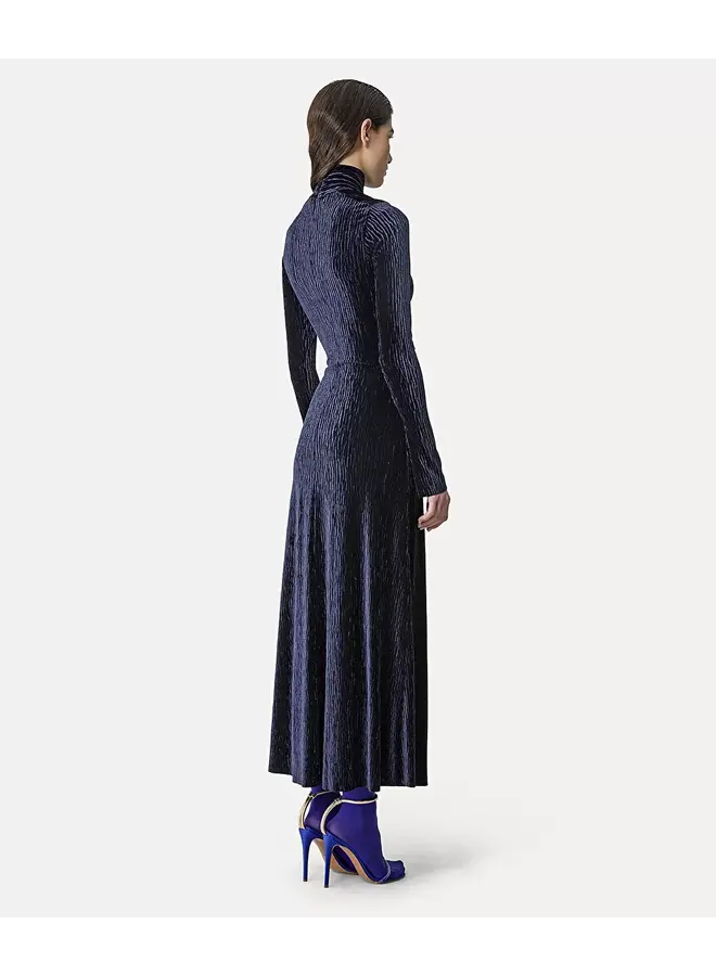 Long dress in crushed velvet in Night Fall