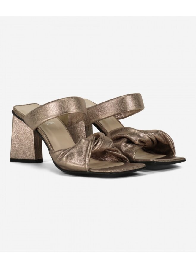 - Amber Metallic Heels - Soft Taupe