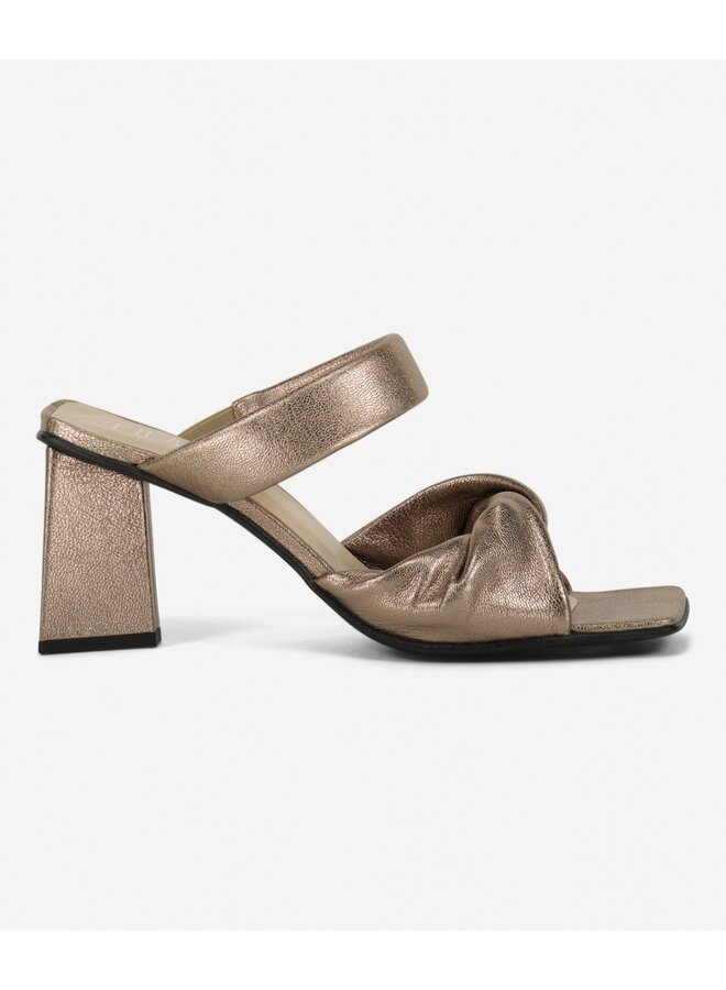 - Amber Metallic - Soft Taupe