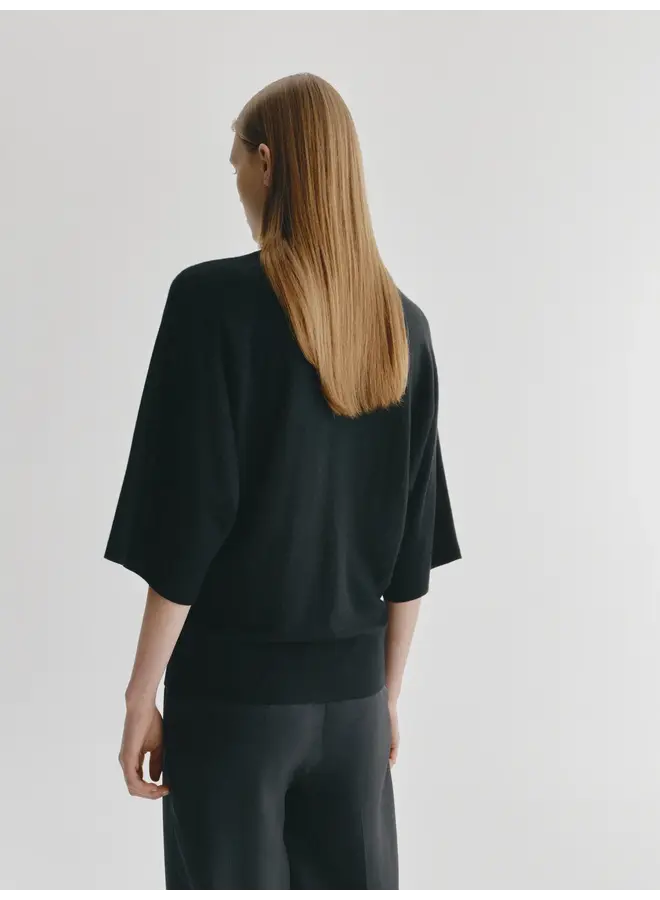 The Norie Sweater - Black