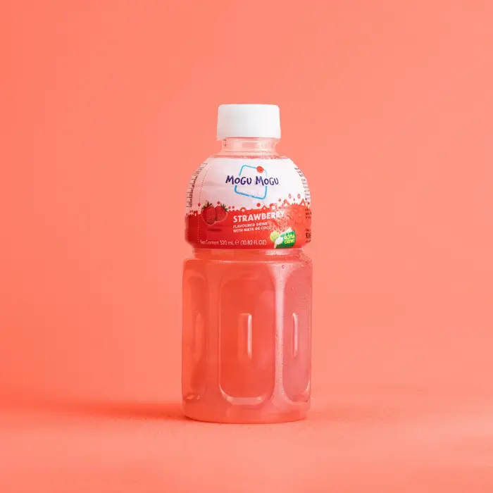 Sappe Public Company Drinks Mogu Mogu StrawBerry Flavored with Nata de coco 320ml
