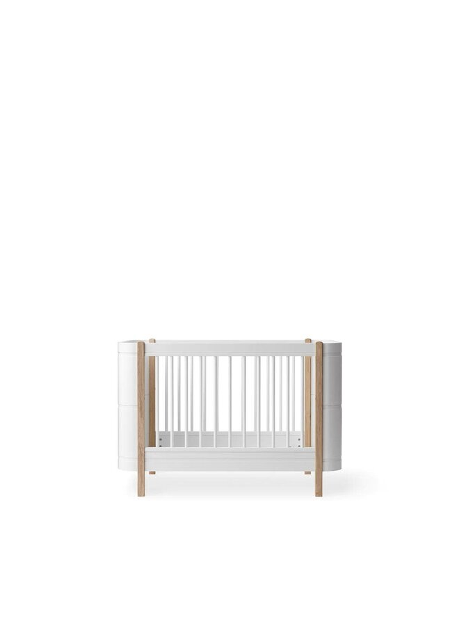 Wood Mini+ Cot Bed incl. Junior Kit - White/Oak - Oliver Furniture