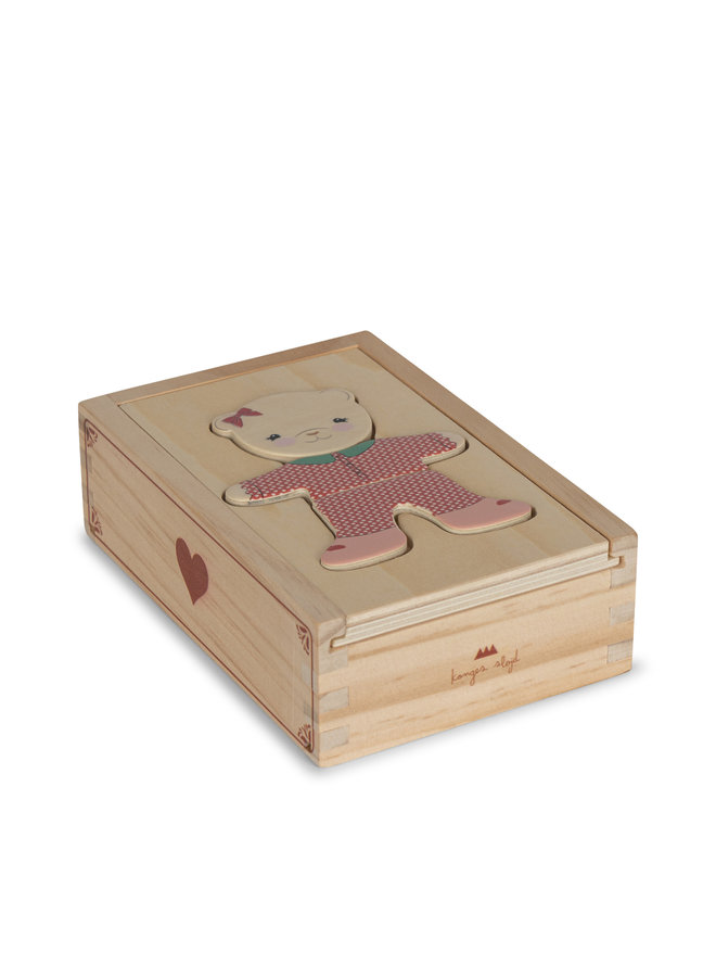 Wooden Teddy Dress Up Puzzle - Red - Konges Slojd