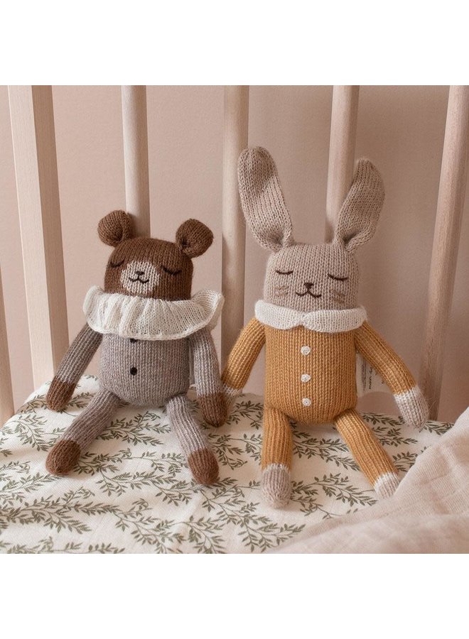 Knuffel Bunny - Oker - Main Sauvage