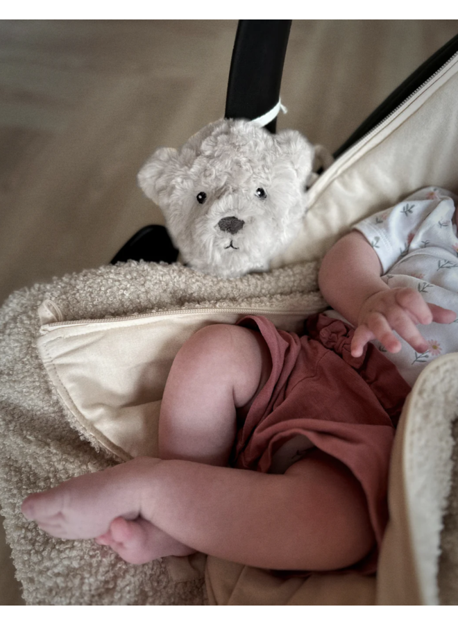 Hartslagknuffeltje on the go - Lou Beige - Flow Amsterdam