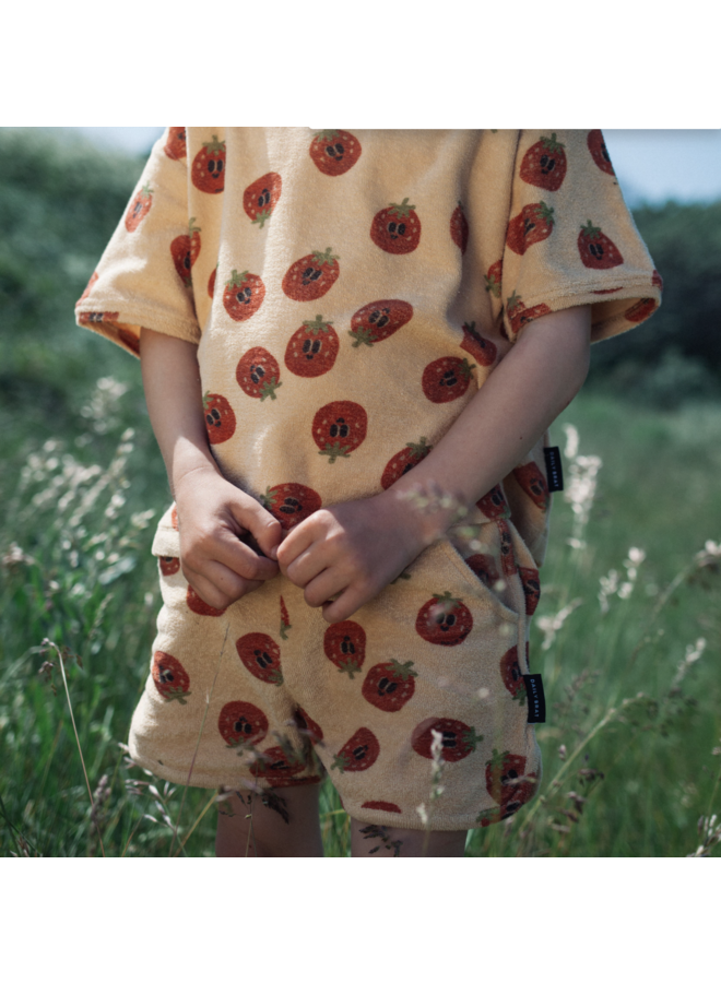 Very Berry Towel Shorts - Sand - Daily Brat