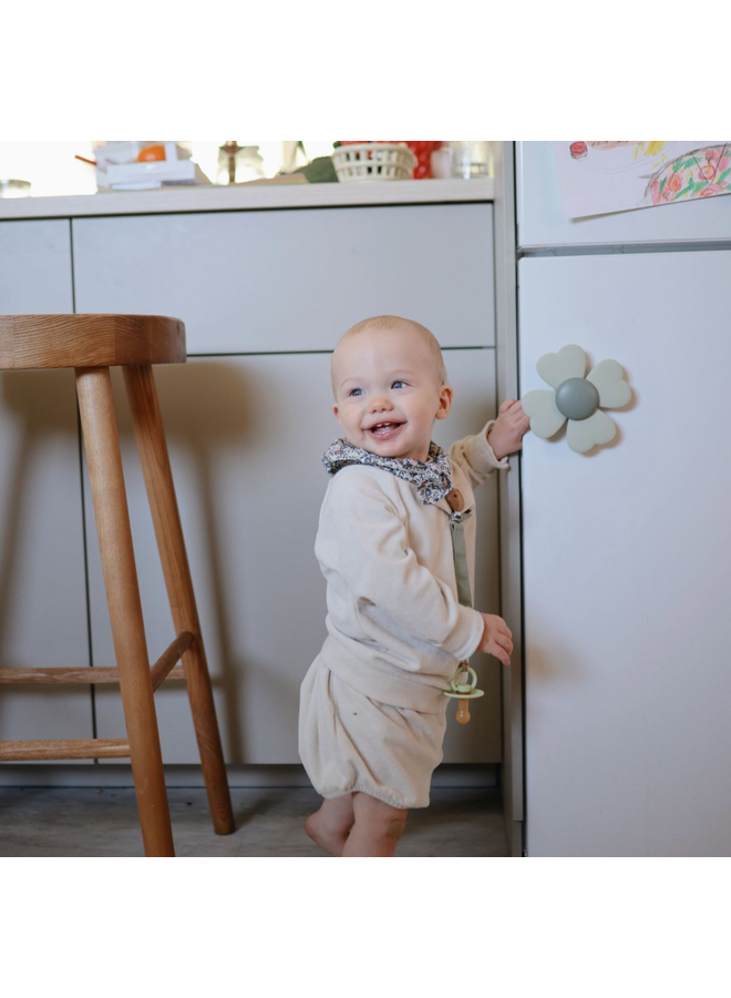 Suction Spinner Toy - Lucky - Mushie
