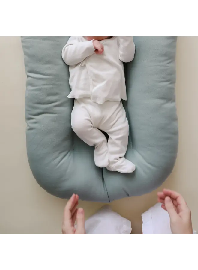 Babynestje - Slate - Snuggle Me Organic