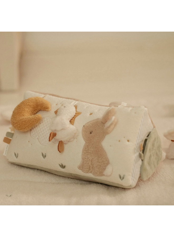 Activiteiten Driehoek - Newborn Naturals - Little Dutch
