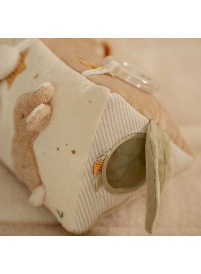 Activiteiten Driehoek - Newborn Naturals - Little Dutch