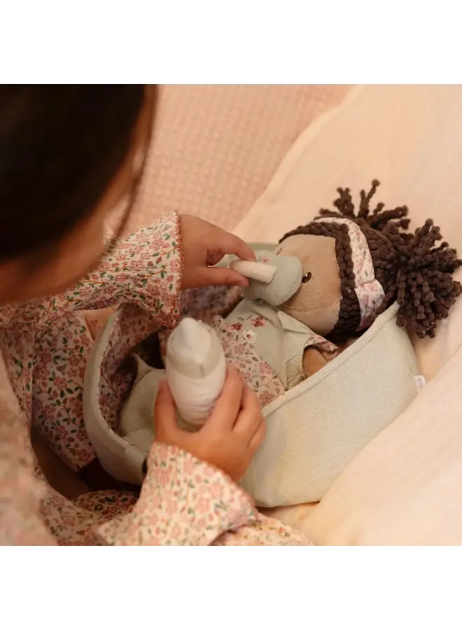 Babypop Evi met mandje en toebehoren - Little Dutch