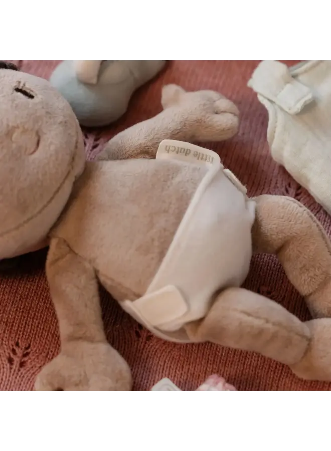 Babypop Evi met mandje en toebehoren - Little Dutch