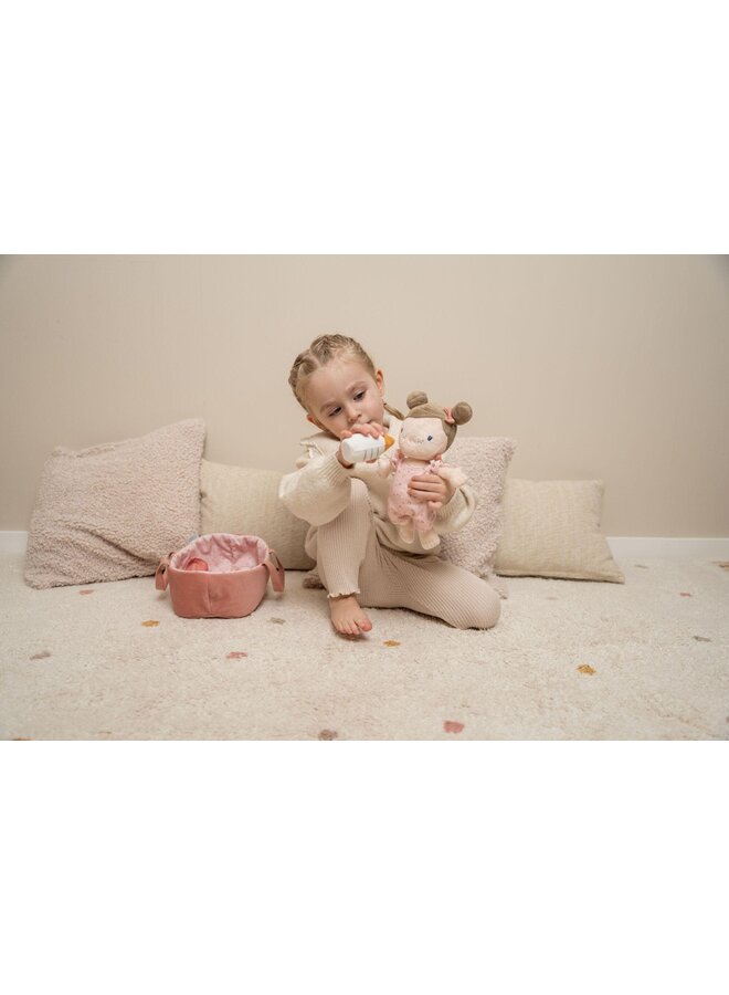 Babypop Rosa met mandje en toebehoren - Little Dutch