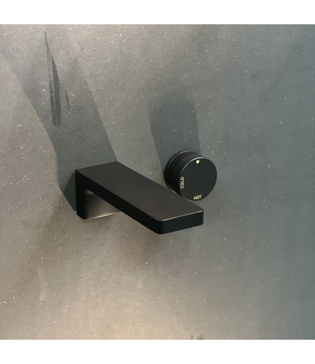 Como Mood 60 inbouw wastafelkraan  L-Line ZWART, waterbesparend.