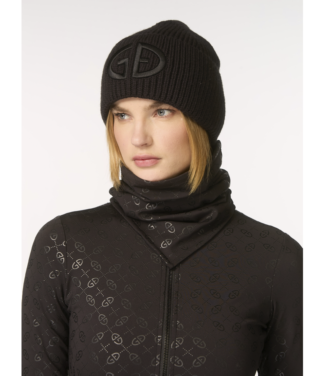 GOLDBERGH FEATURE NEKWARMER