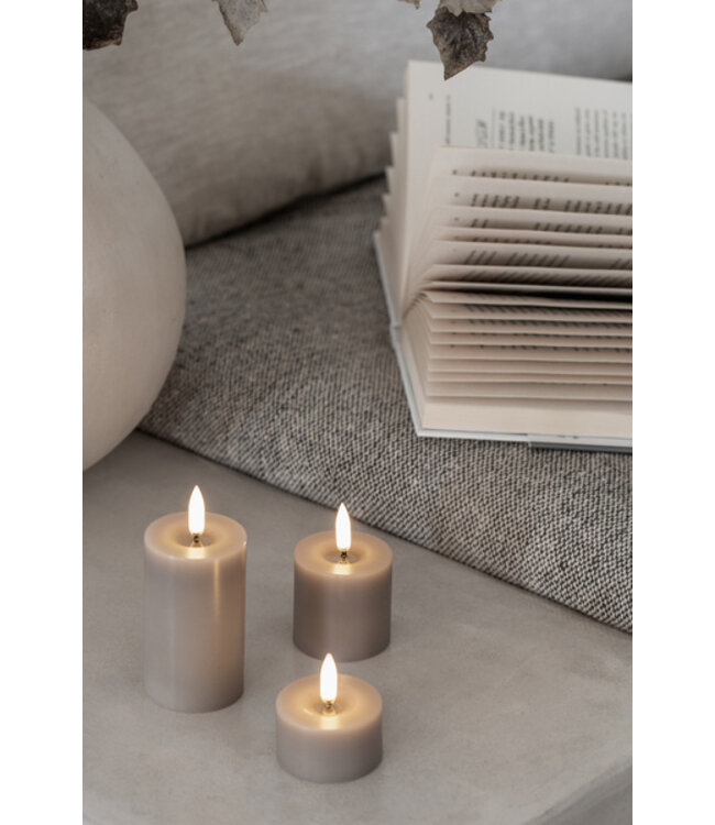 Uyuni LED waxinelichtje-gesmolten-Zand-glad-  5x2,8 cm