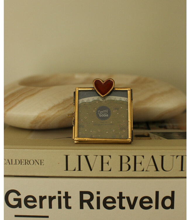 Pyar Heart Frame Mini