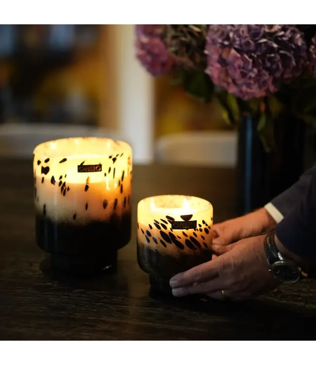 ONNO Art Brigitte geurkaars in Zanzibar, maat S (11,5 × 14 cm), handgemaakt glaswerk