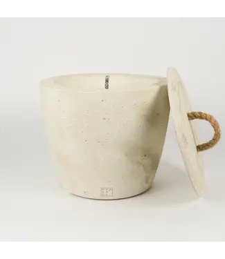 Mon Dada Outdoor: Urban Candle XL Ecru Neutral + lid
