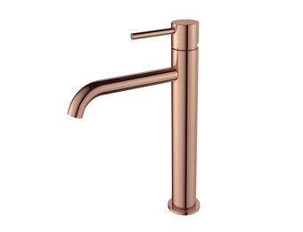 Regn hoge wastafelmengkraan met coldstart, geborsteld koper