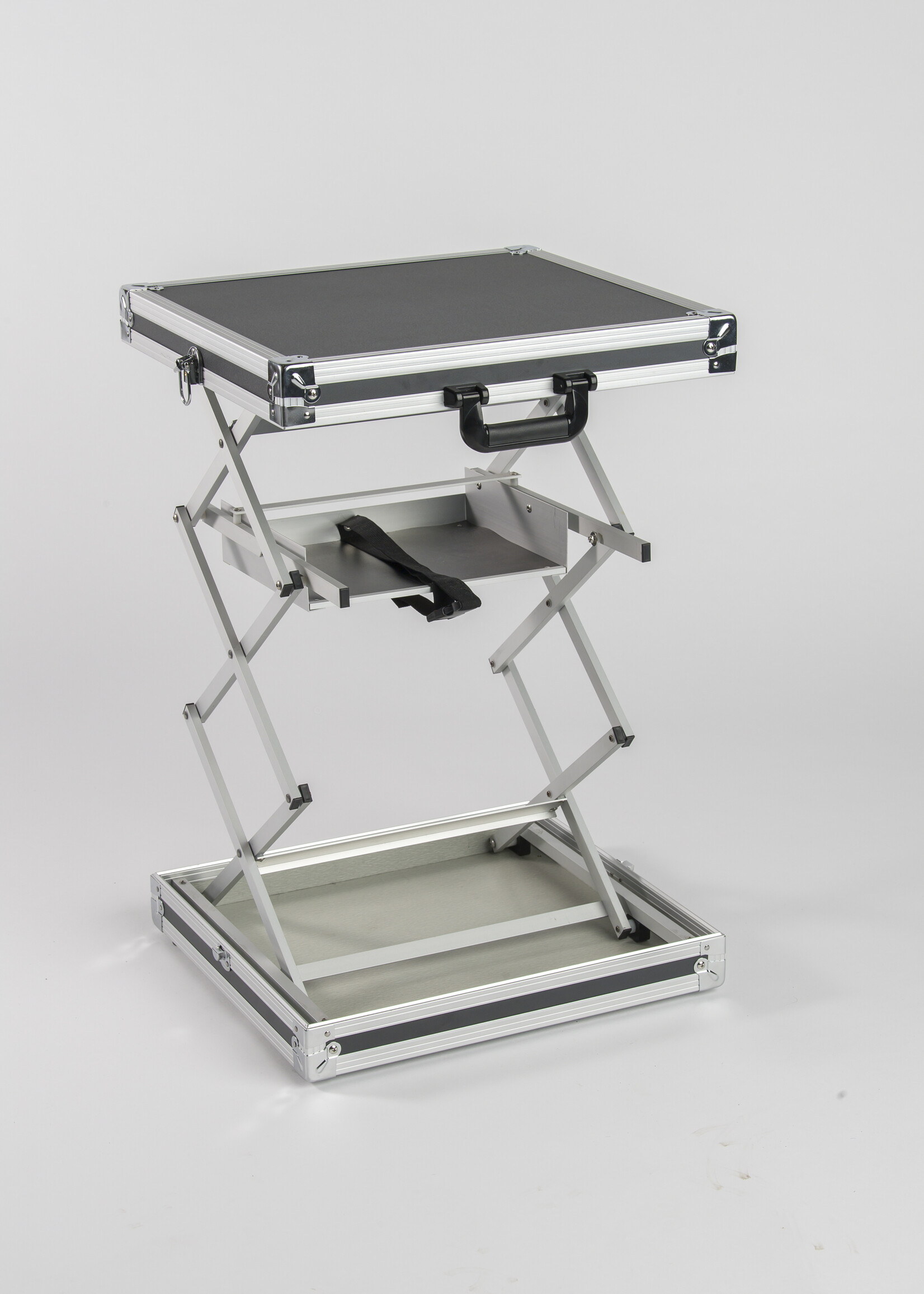 Folding desk table