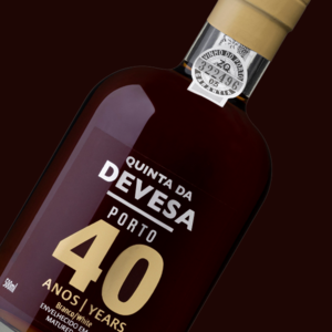 White 40 Years old Port hover