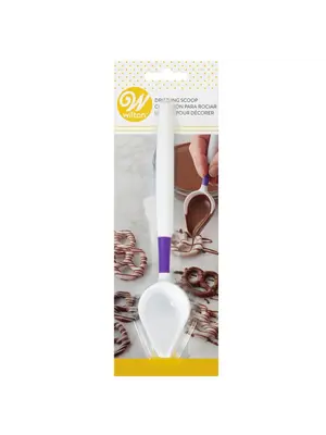 Wilton Candy Melt Drizzling Scoop