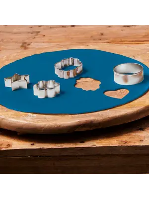 FunCakes FunCakes Ready Rolled Fondant Disc Denim Blue