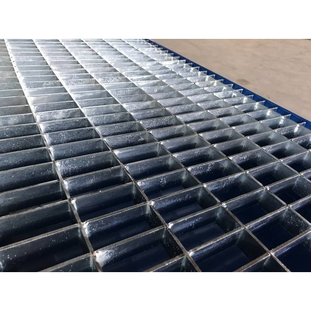 Retention Basin of Steel / 4 Barrels