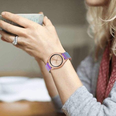 Strap-it Strap-it Bracelet Milanais Samsung Galaxy Watch 42mm (arc-en-ciel) Strap-it Strap-it Bracelet Milanais Samsung Galaxy Watch 42mm (arc-en-ciel)