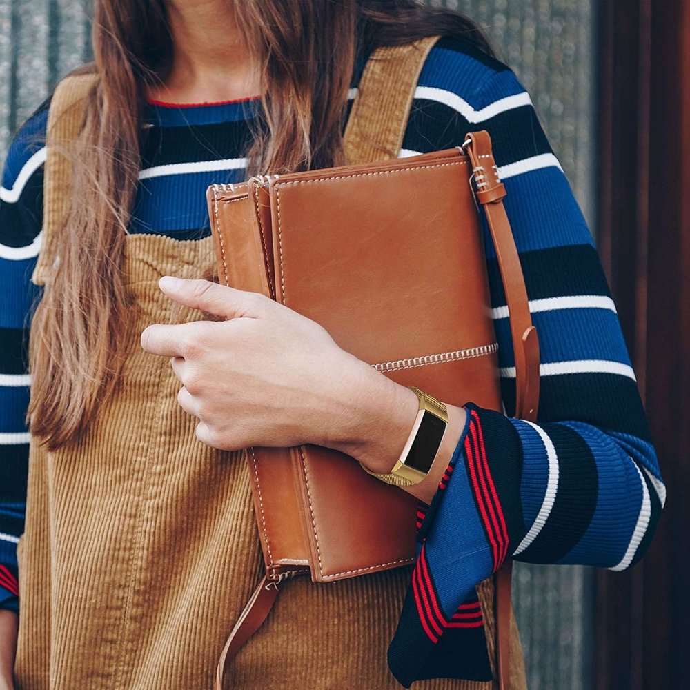 Strap-it Strap-it Bracelet Milanais Fitbit Charge 4 (or)