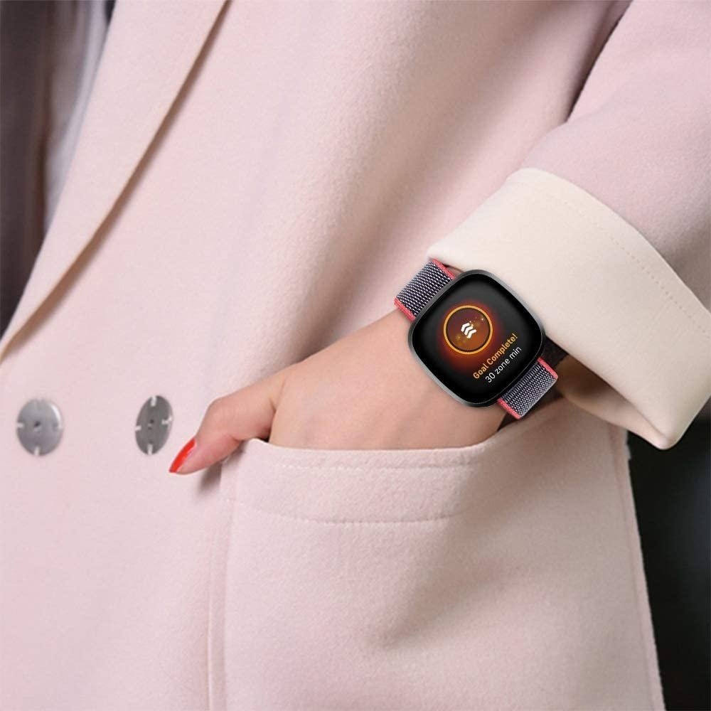 Strap-it Strap-it Bracelet nylon Fitbit Sense (rose et gris)