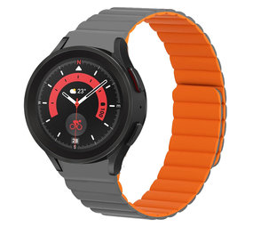 Strap-it Bracelet silicone magnétique Galaxy Watch 5 Pro (gris/orange)