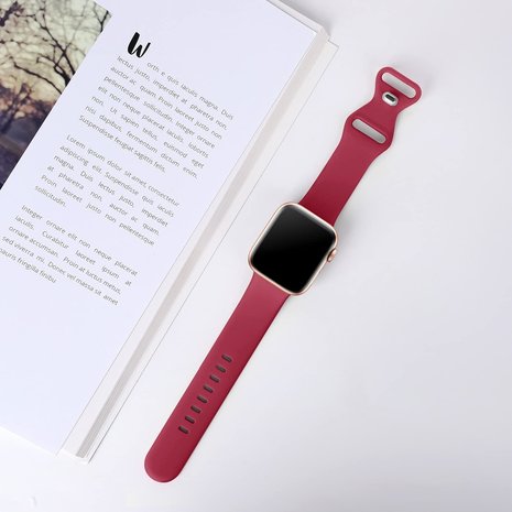 Strap-it Strap-it Bracelet Apple Watch silicone (bordeaux)