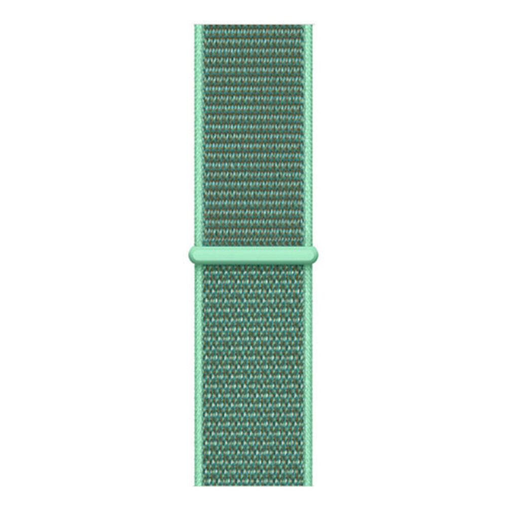 Strap-it Strap-it Bracelet nylon Samsung Galaxy Watch 6 Classic 43mm (vert menthe) Strap-it Strap-it Bracelet nylon Samsung Galaxy Watch 6 Classic 43mm (vert menthe)