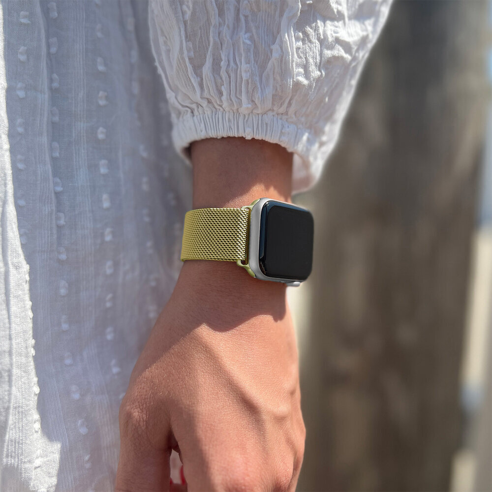 Strap-it Strap-it Bracelet Milanais Apple Watch 8 (or)
