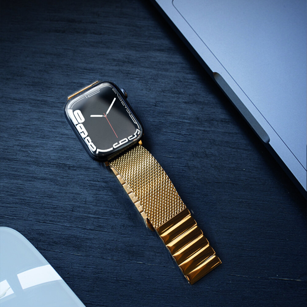 Strap-it Strap-it Bracelet acier milanais Apple Watch 8 (or)