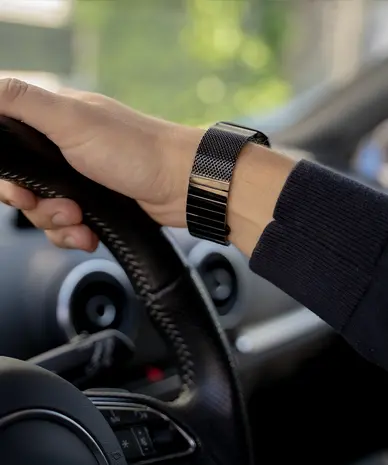 Strap-it Strap-it Bracelet acier milanais Apple Watch Ultra (noir)