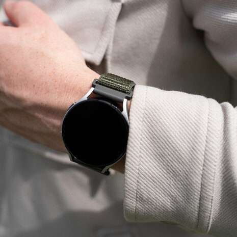 Strap-it Strap-it Bracelet nylon Samsung Galaxy Watch 4 Classic 46mm (vert foncé)