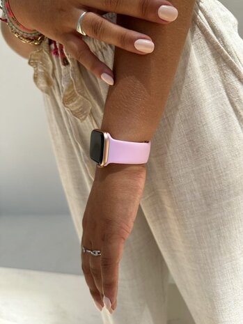 xoxo Wildhearts xoxo Wildhearts Apple Watch bracelet en silicone (rose) xoxo Wildhearts xoxo Wildhearts Apple Watch bracelet en silicone (rose)