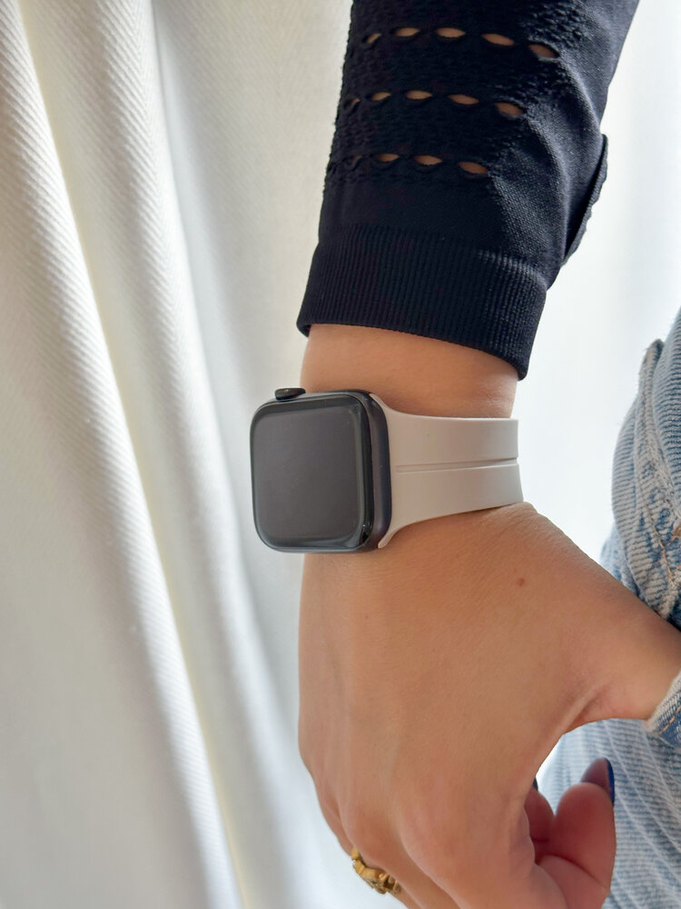 Strap-it Strap-it Bracelet à fermoir magnétique Apple Watch (blanc cassé)