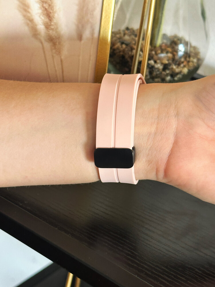 Strap-it Strap-it Bracelet à fermoir magnétique Apple Watch (rose clair)
