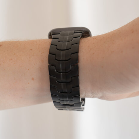 Strap-it Strap-it Bracelet acier Iron Apple Watch (noir) Strap-it Strap-it Bracelet acier Iron Apple Watch (noir)