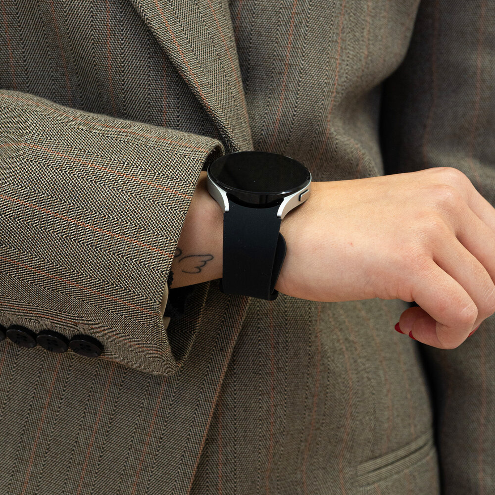 Strap-it Strap-it Bracelet silicone 'One push' Samsung Galaxy Watch 4 44mm (noire)