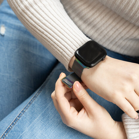 Strap-it Strap-it Bracelet Milanais Apple Watch (arc-en-ciel) Strap-it Strap-it Bracelet Milanais Apple Watch (arc-en-ciel)