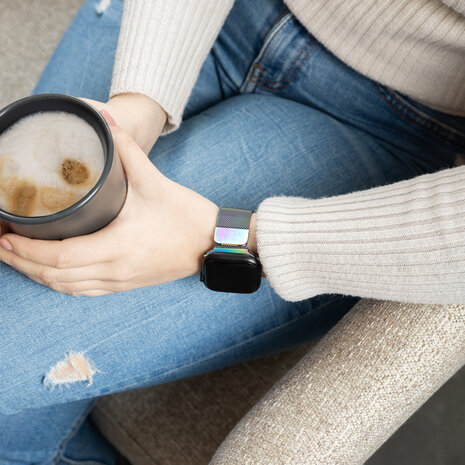 Strap-it Strap-it Bracelet Milanais Apple Watch (arc-en-ciel) Strap-it Strap-it Bracelet Milanais Apple Watch (arc-en-ciel)